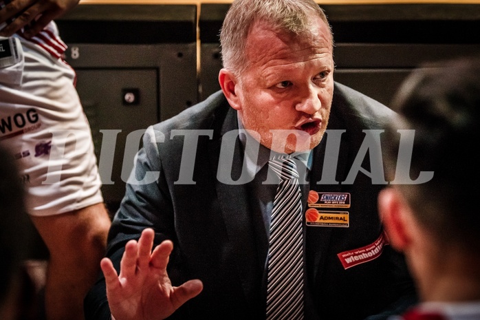 Basketball, ABL 2017/18, Playoff VF Spiel 2, BC Vienna, WBC Wels, Luigi Gresta (Headcoach)