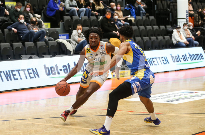 Basketball Superliga 2021/22, Grunddurchgang 14.Runde Klosterneuburg Dukes vs. SKN St. Pölten


