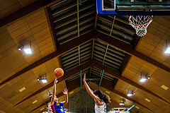 Basketball, Win2Day Basketball Damen Superliga 2024/25, Grunddurchgang 9.Runde, Basket Flames, UBSC-DBBC Graz, Simona Kuzma (4)