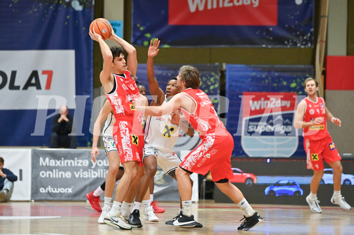 Basketball, Superliga 2024/25, Grunddurchgang 10.Runde, Flyers Wels vs. Traiskirchen Lions,

