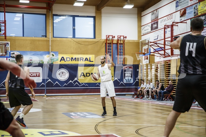 Basketball, Basketball Zweite Liga, Grunddurchgang 5.Runde, Basket Flames, Wörthersee Piraten, Dominik Alturban (6)