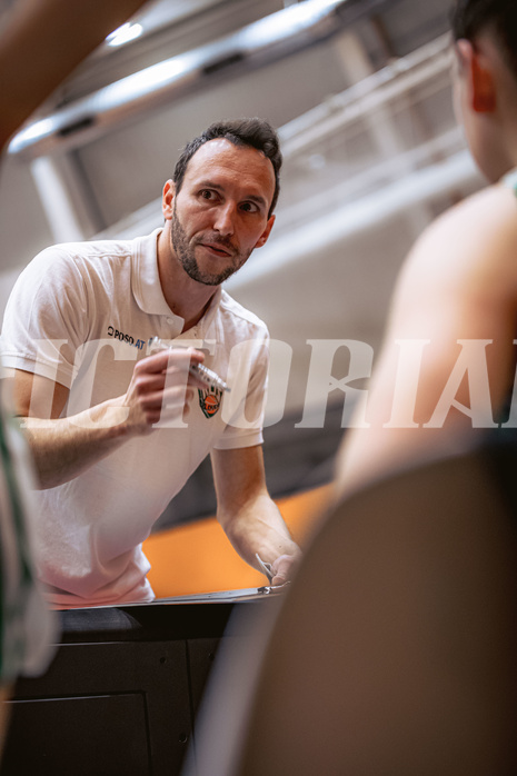 Basketball, Win2Day Basketball Damen Superliga 2022/23, Grunddurchgang 2.Runde, Vienna D.C. Timberwolves, KOS Celovec Damen, Jaka Siberle (Headcoach)