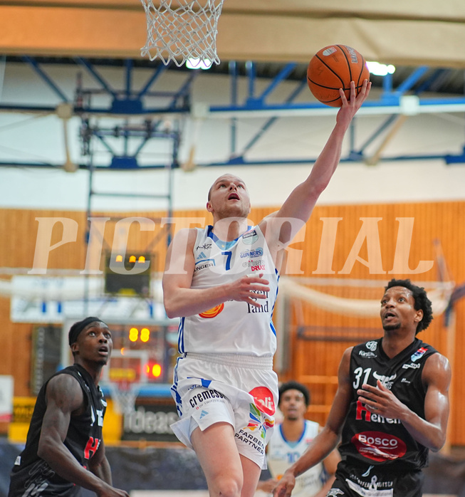 Basketball Superliga 2024/25, Playoffs, Viertelfinale Spiel 1 Oberwart Gunners vs. Kapfenberg Bulls