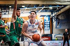 Basketball, bet-at-home Basketball Superliga 2021/22, Playoffs, Viertelfinale Spiel 3, Oberwart Gunners, Kapfenberg Bulls, Tyler Creammer (10)