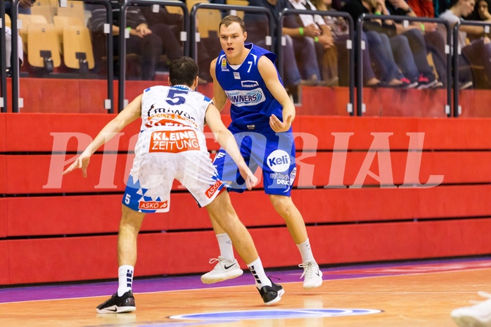 Basketball, ABL 2017/18, Grunddurchgang 7.Runde, Kapfenberg Bulls, Oberwart Gunners, Sebastian Käferle (7)