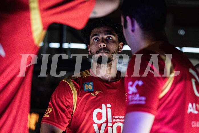 Basketball, Win2Day Superliga 2022/23, Viertelfinale Spiel 4, SKN St. Pölten Basketball, Raiffeisen Flyers Wels, Rashaan Guylain Mbemba (12)