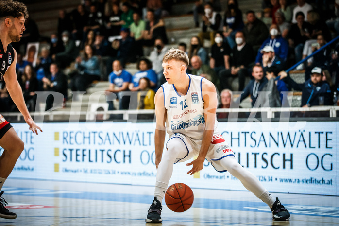 Basketball, bet-at-home Basketball Superliga 2021/22, Platzierungsrunde Spiel 10, Oberwart Gunners, BC GGMT Vienna, Jonathan Knessl (12)