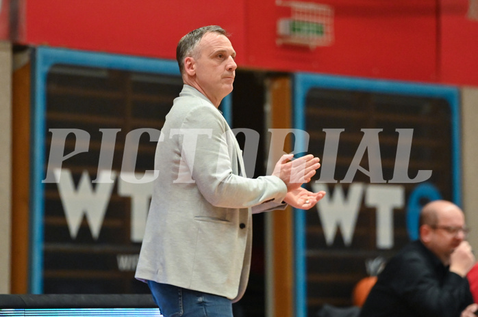 Basketball, Superliga 2024/25, 9. Plazierungsrunde, Flyers Wels vs. UBSC Graz,
