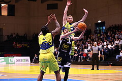 18.04.2025, Graz, Raiffeisen Sportpark Graz, Basketball Superliga 2024/25, Playoffs, Viertelfinale, Spiel 2, UBSC Graz - Gmunden Swans