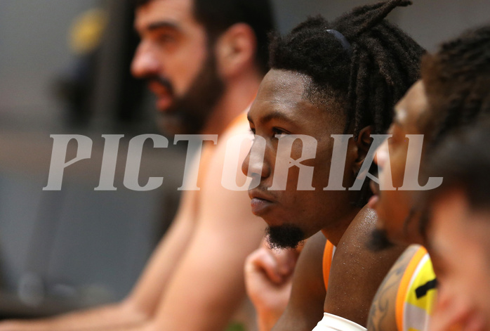 Basketball Superliga 2021/22, Grunddurchgang 14.Runde Klosterneuburg Dukes vs. SKN St. Pölten