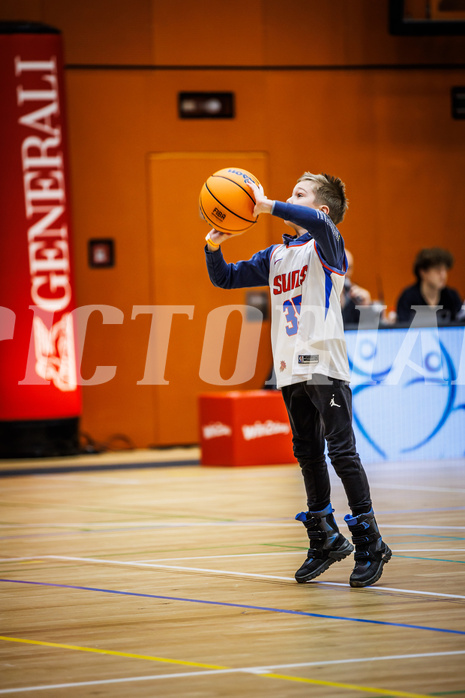 Basketball, Basketball Zweite Liga 2024/25, Grunddurchgang 14.Runde, Vienna Timberwolves, KOS Celovec, feature, Zuschauer