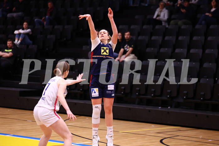 04.02.2024, Graz, Raiffeisen Sportpark, Basketball Damen Superliga 2023/24, Grunddurchgang 11.Runde, UBSC-DBBC Graz - SKN St. Pölten Frauen ,  