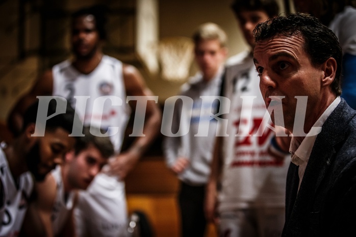 Basketball, 2.Bundesliga, Playoff VF Spiel 2, Mattersburg Rocks, Villach Raiders, Joey Vickery (Headcoach)