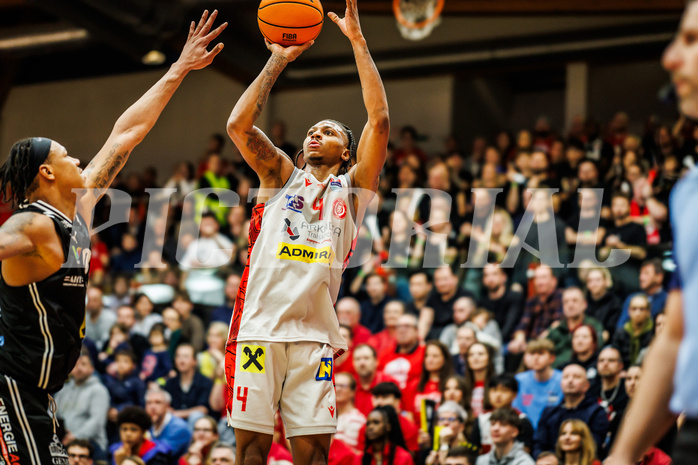 Basketball, Basketball Austria CUP 2023/24, Finale, Traiskirchen Lions, Flyers Wels, Demarcus Demonia (4)