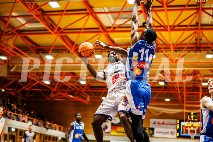 Basketball, win2day Basketball Superliga 2023/224, Grunddurchgang Runde 16, BBC Nord Dragonz, Oberwart Gunners, Austen Awosika (10)