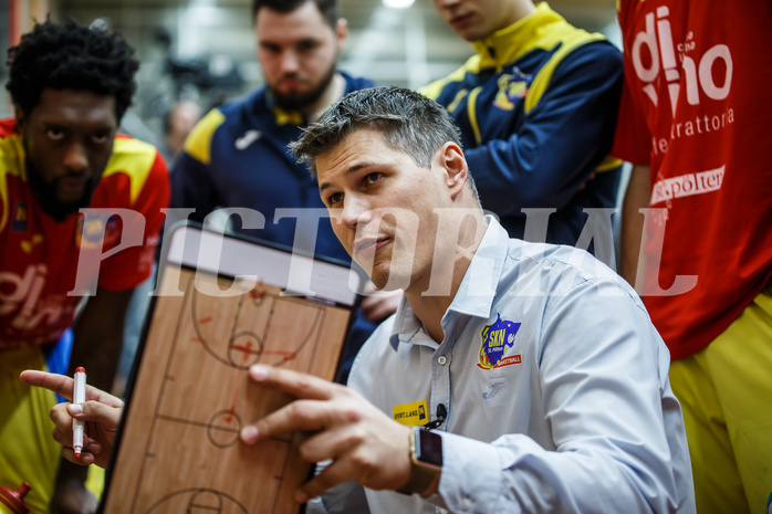 Basketball, Admiral Basketball Superliga 2019/20, Grunddurchgang 15.Runde, St. Pölten, Oberwart Gunners, Andreas Worenz (Head Coach)