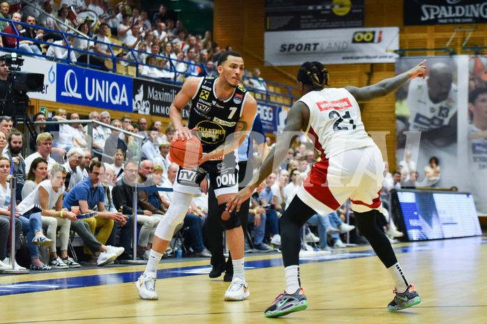 Win2Day Basketball Superliga 2022/23, Playoff,
Finale Spiel 1, Swans Gmunden vs BC Vienna,