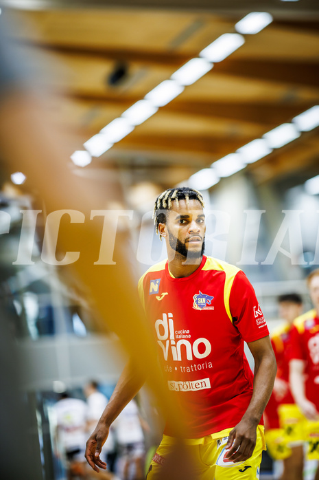 Basketball, Win2Day Superliga 2023/24, Grunddurchgang 4.Runde, SKN St. Pölten, Gmunden Swans, Michael Anthony Randolph Jr. (5)