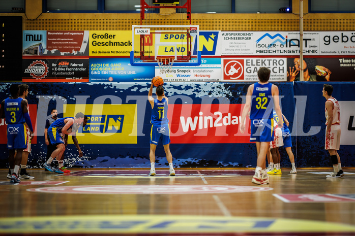 Basketball, Win2Day Superliga 2024/25, Grunddurchgang 4.Runde, Traiskirchen Lions, St. Pölten, Duje Putnik (11)