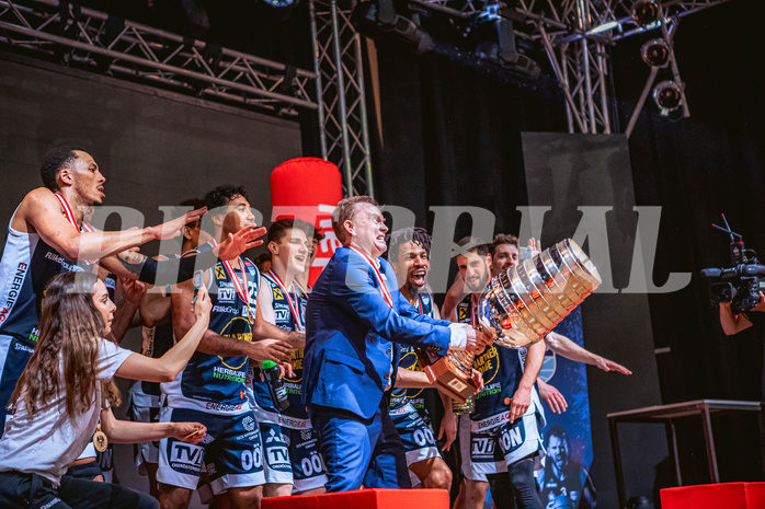 Basketball, Win2Day Superliga 2022/23, Playoff, Finale Spiel 4, BC Vienna, Gmunden Swans, 