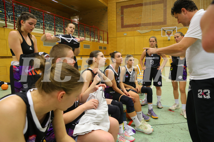Basketball Damen Superliga 2023/24, Grunddurchgang 3.Runde Vienna United vs. SKN St.Pölten


