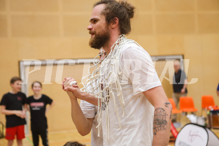 Basketball Zweite Liga 2023/24, Playoff, Finale Spiel 3 Mistelbach Mustangs vs. Union Deutsch Wagram
Basketball Zweite Liga 2023/24, Playoff, Finale Spiel 3 Mistelbach Mustangs vs. Union Deutsch Wagram