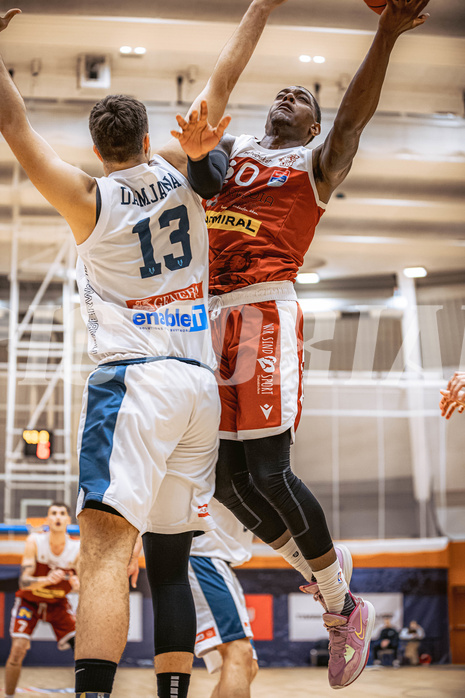 Basketball, Win2Day Superliga 2022/23, Grunddurchgang 15.Runde, Vienna Timberwolves, Arkadia Traiskirchen Lions, Davon Clare (0)