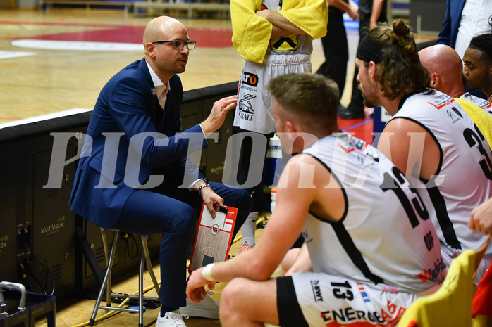 Basketball Superliga 2021/22, Grunddurchgang 2.Runde Flyers Wels vs. Traiskirchen Lions