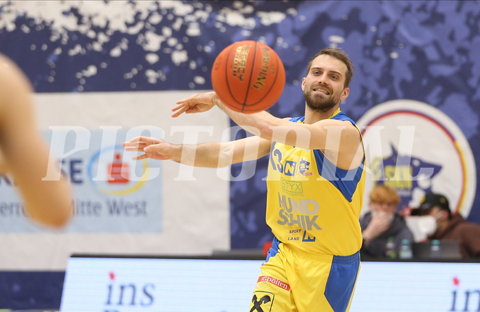 Basketball Superliga 2021/22, 5.Plazierungsrunde SKN St.Pölten vs. Gmunden Swans
