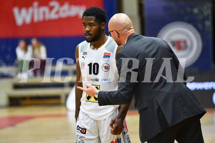 Win2Day Basketball Superliga 2022/23, Grunddurchgang. 10.Runde Flyers Wels vs. Oberwart Gunners,
