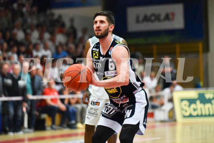 Win2Day Basketball Superliga 2022/23, Playoff,
Semifinale Spiel 2, Flyers Wels vs Swans Gmunden,