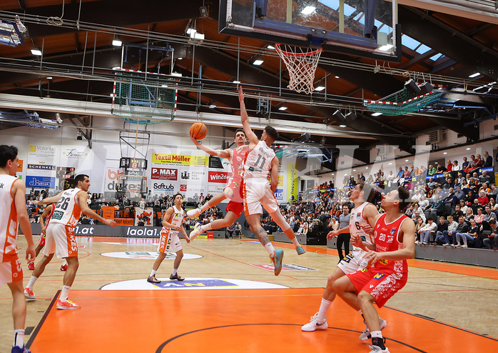 Basketball Superliga 2024/25, 6.Plazierungsrunde Klosterneuburg Dukes vs. TRaiskirchen Lions


