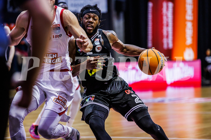 Basketball, Win2Day Superliga 2024/25, Grunddurchgang 17.Runde, BC Vienna, Flyers Wels, Damion Rosser (2)