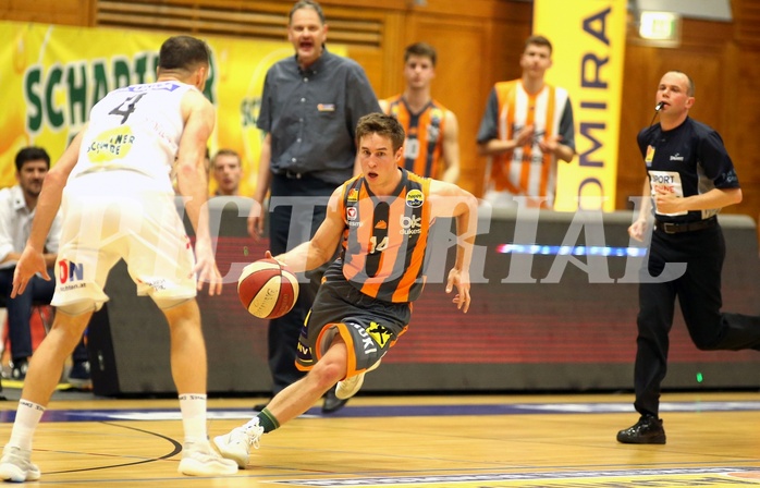 Basketball ABL 2017/18, Playoff VF Spiel 1 Gmunden Swans vs. Klosterneuburg Dukes
 Basketball ABL 2017/18, Playoff VF Spiel 1 Gmunden Swans vs. Klosterneuburg Dukes
