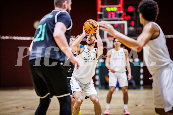 Basketball, Basketball Zweite Liga 2023/24, Grunddurchgang 17.Runde, Basket Flames, Union Deutsch Wagram Alligators, Leonardo Lovrin (29)