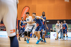 Basketball, Win2Day Superliga 2022/23, 7. Qualifikationsrunde, Vienna Timberwolves, BBC Nord Dragonz, Luka Damjanac (13), Jordan David Roberts (18)