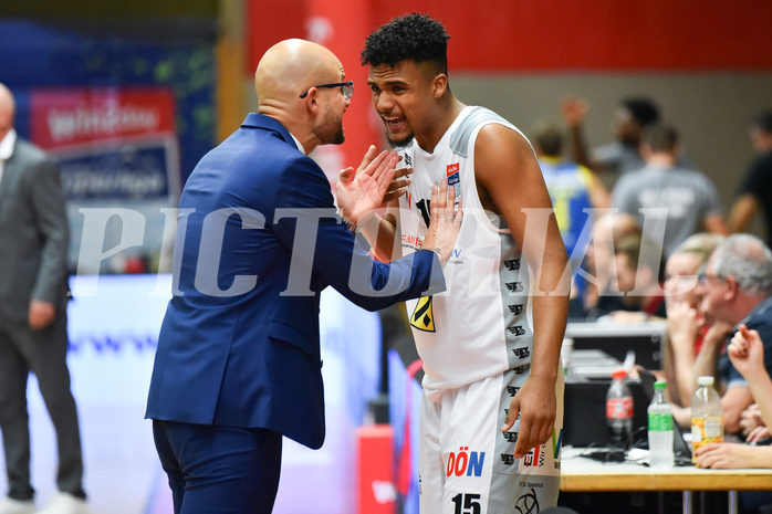 Win2Day Basketball Superliga 2022/23, Grunddurchgang. 4.Runde Flyers Wels vs. SKN St. Pölten
