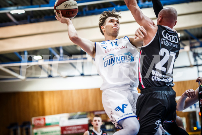Basketball, bet-at-home Basketball Superliga 2020/21, Grunddurchgang, 4. Runde, Oberwart Gunners, Raiffeisen Flyers Wels, Jonathan Knessl (12)