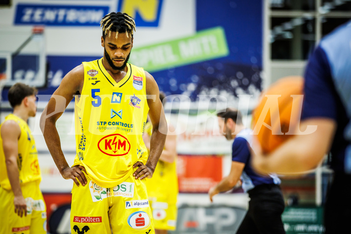 Basketball, Win2Day Superliga 2023/24, Grunddurchgang 4.Runde, SKN St. Pölten, Gmunden Swans, Michael Anthony Randolph Jr. (5)