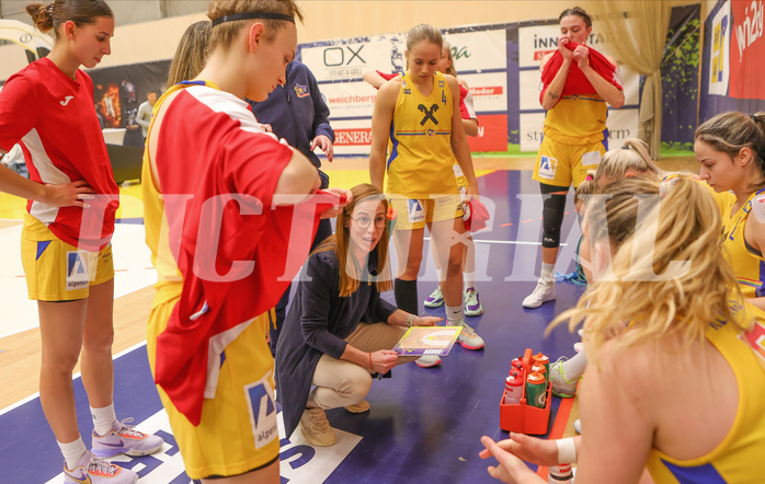 Basketball Damen Superliga 2023/24, Grunddurchgang 7.Runde SKN St. Pölten vs. Vienna Timberwolves


