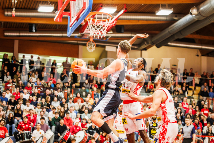 Basketball, win2day Basketball Superliga 2024/25, Grunddurchgang 9.Runde, Traiskirchen Lions, Gmunden Swans, Jakob Lohr (12)