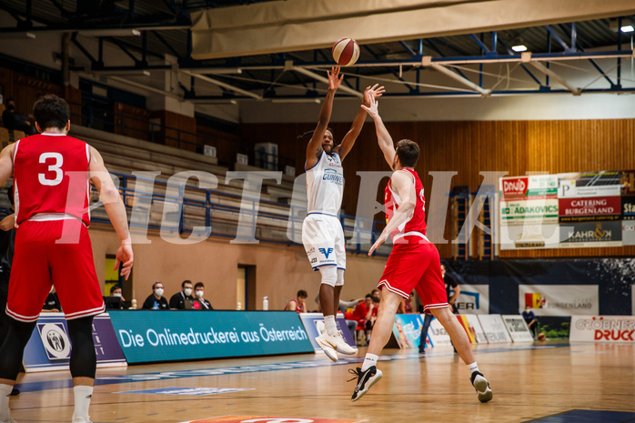 Basketball, bet-at-home Basketball Superliga 2020/21, Grunddurchgang, 18. Runde, Oberwart Gunners, Traiskirchen Lions, Quincy Diggs (13)