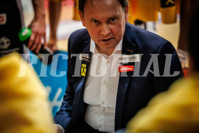 Basketball, Basketball Austria Cup 2022/23, Halbfinale 1, Oberwart Gunners, Gmunden Swans, Anton Mirolybow