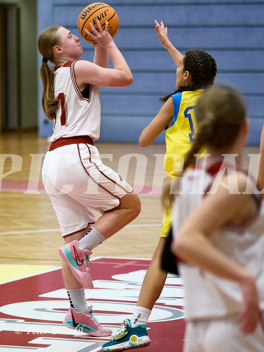 Basketball Superliga 2024/25, SLWU16 Traiskirchen Lionesses vs. UBBC Herzogenburg


