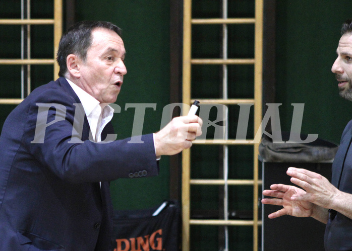 Basketball 2.Bundesliga 2020/21 Grunddurchgang 9.Runde  Fürstenfeld Panthers vs KOS Celovec