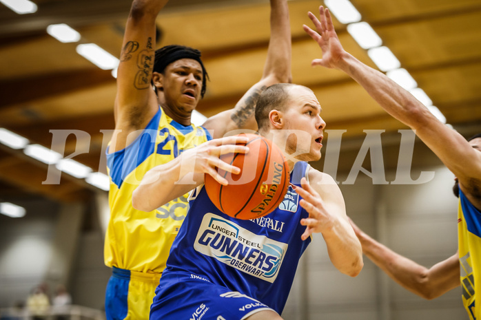 Basketball, bet-at-home Basketball Superliga 2021/22, Platzierungsrunde 9.Runde, SKN St. Pölten Basketball, Oberwart Gunners, Sebastian Käferle (7)