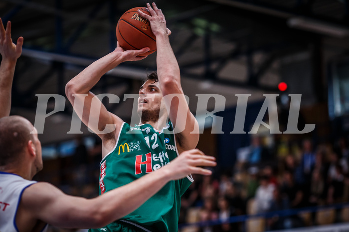 Basketball, bet-at-home Basketball Superliga 2021/22, Playoffs, Viertelfinale Spiel 3, Oberwart Gunners, Kapfenberg Bulls, Nemanja Krstic (12)