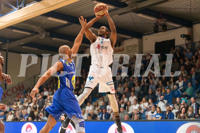 Basketball, CUP 2017 , 1/2 Finale, Oberwart Gunners, Gmunden Swans, Christopher McNealy (8)