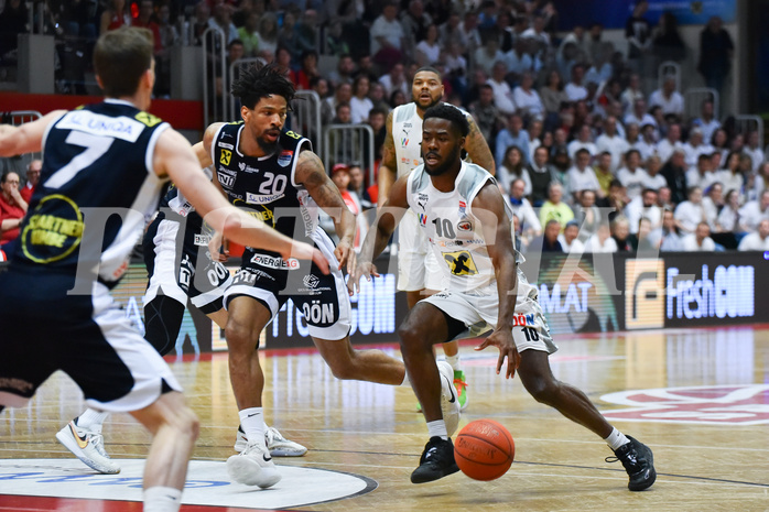 Win2Day Basketball Superliga 2022/23, Playoff,
Semifinale Spiel 4, Flyers Wels vs Swans Gmunden,