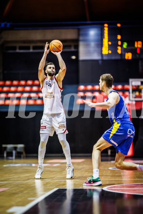 Basketball, Win2Day Superliga 2024/25, 5. Qualifikationsrunde, BC Vienna, SKN St. Pölten, Ivan Gavrilovic (23) Basketball, Win2Day Superliga 2024/25, 5. Qualifikationsrunde, BC Vienna, SKN St. Pölten, Ivan Gavrilovic (23)